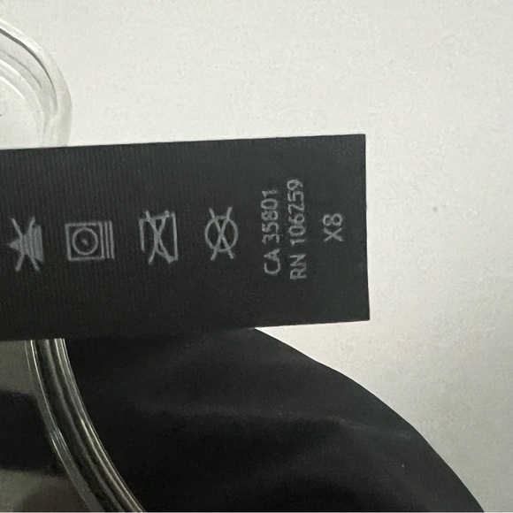 Lululemon Mens Black Navigation Down Vest - Small - Picture 5 of 7